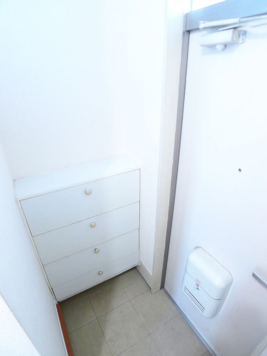 玄関 テラス今川Ａ