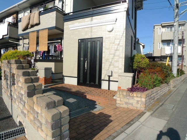 エントランス部分 オルデン･ヴィレッジＢ棟