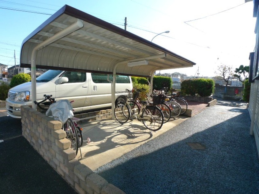 駐輪場 オルデン･ヴィレッジＢ棟