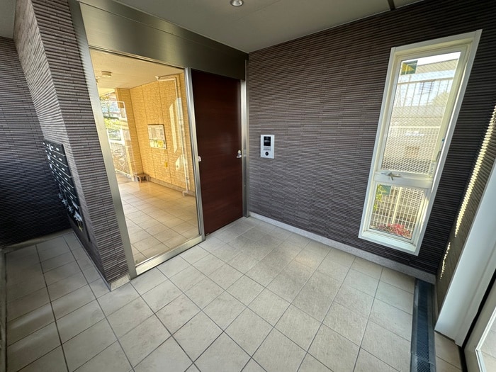 エントランス部分 ＳＰＩＲＡＬ　ＴＯＷＮ