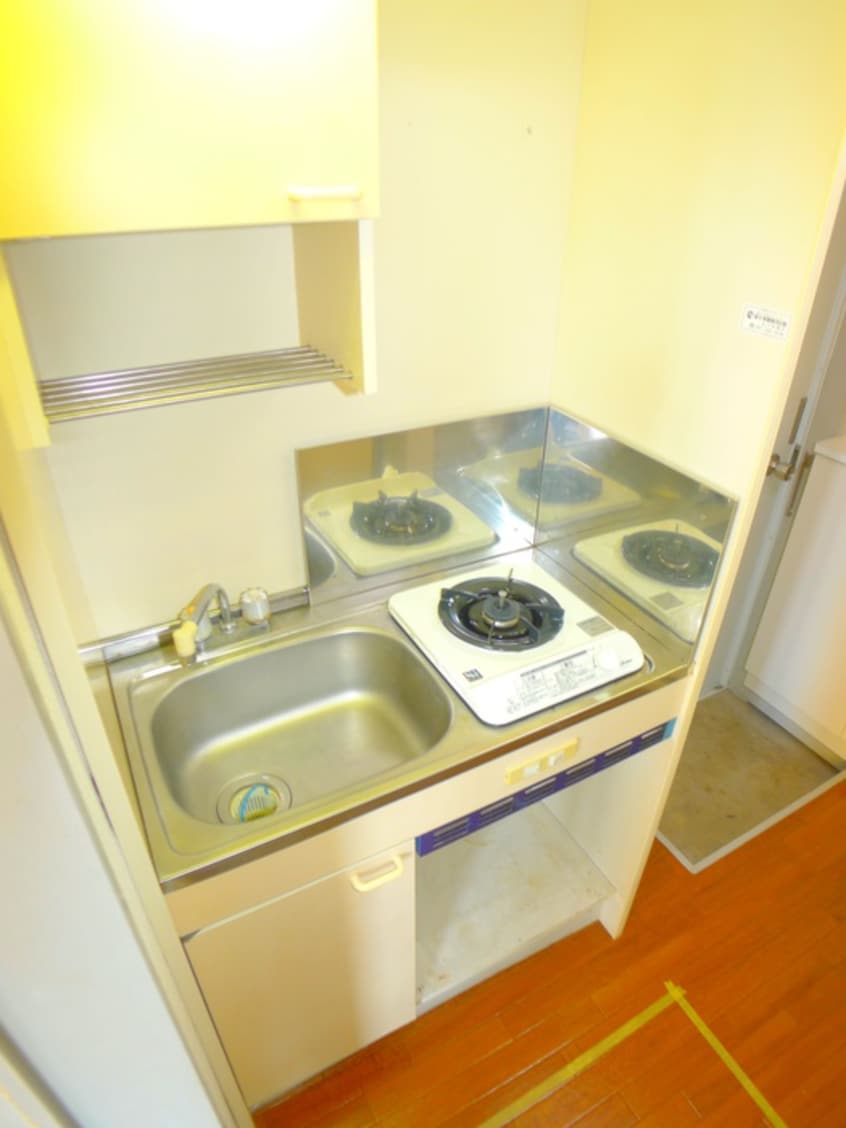 キッチン コスモ六実東