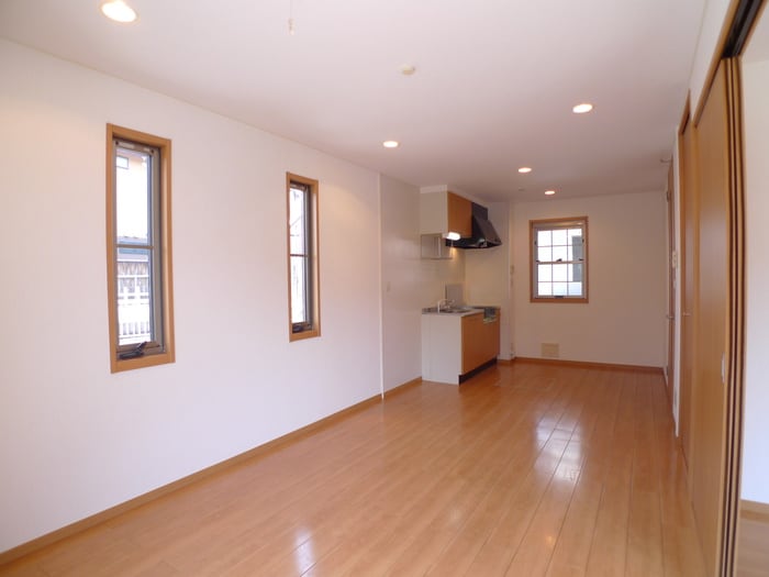 居室 ステップステ－ジ