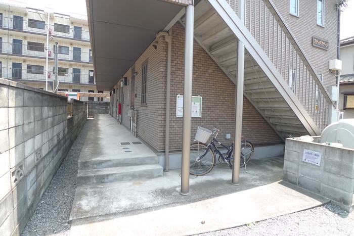 エントランス部分 ステップステ－ジ