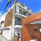 オリエンタル市川の外観