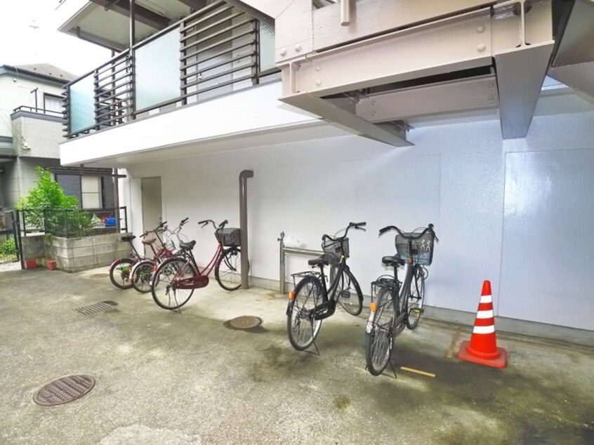 駐輪場 オリエンタル市川