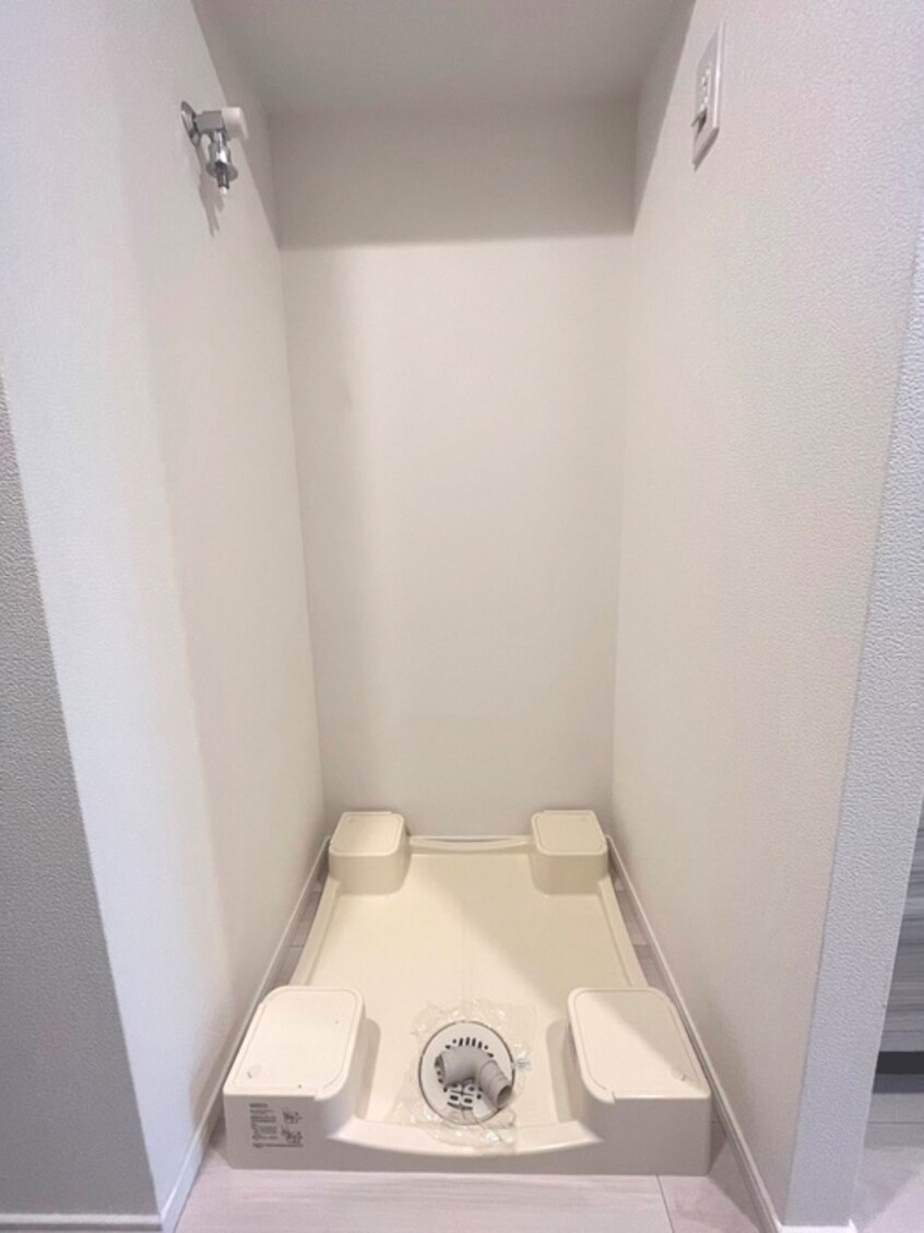 洗濯機置場 ガリシア森下Ⅴ（703）