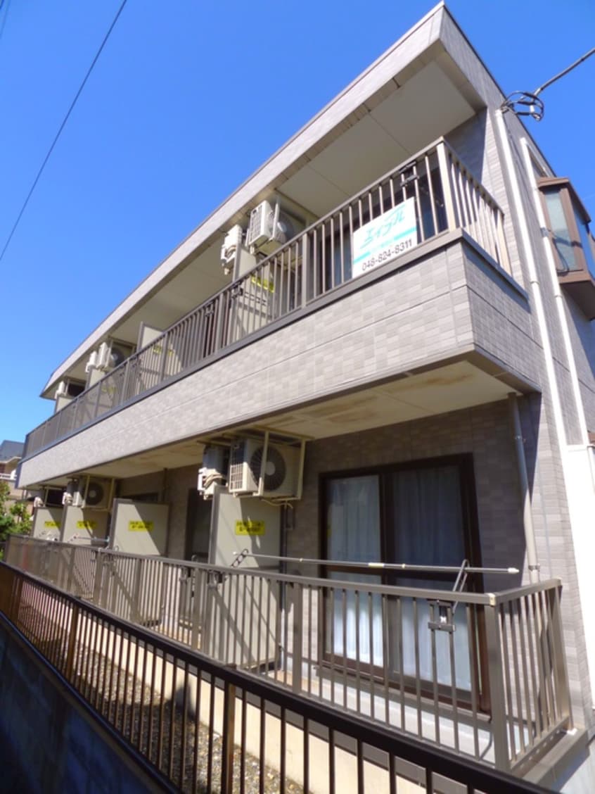 エントランス部分 アルビレオ