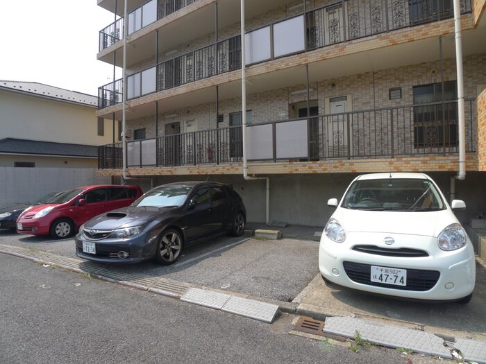 駐車場 シェモワード稲毛