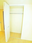 収納 エマーレ行徳