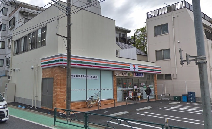 セブン-イレブン 調布国領町２丁目(コンビニ)まで150m ユタカハウス