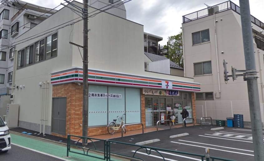 セブン-イレブン 調布国領町２丁目(コンビニ)まで150m ユタカハウス