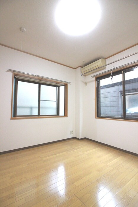 居室 イスタナ・リアⅠ