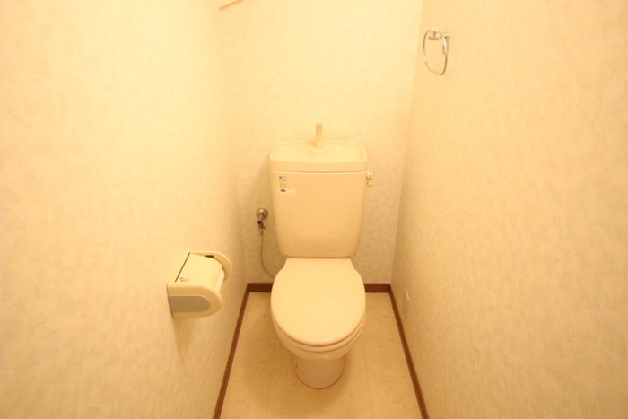 トイレ メゾンラフォ－レ
