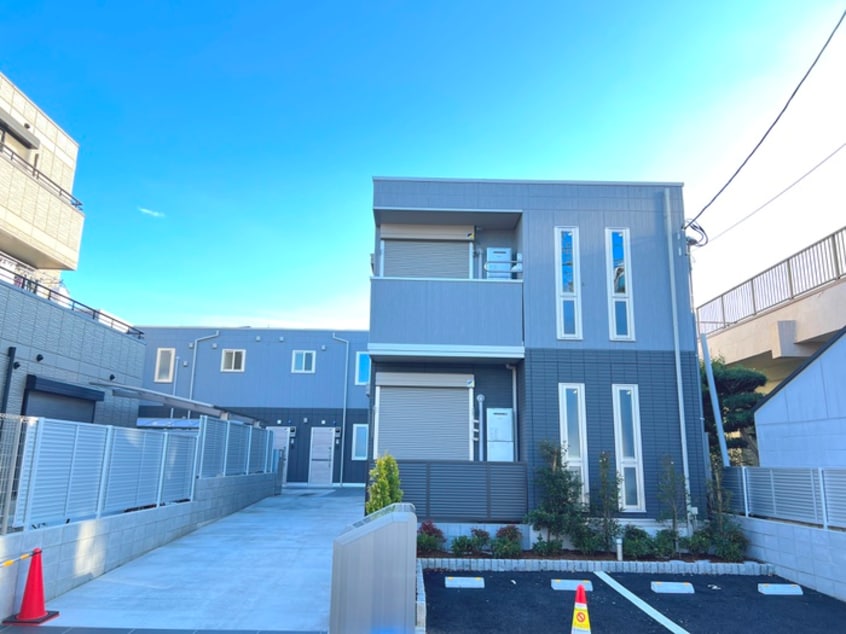 外観写真 セレナ