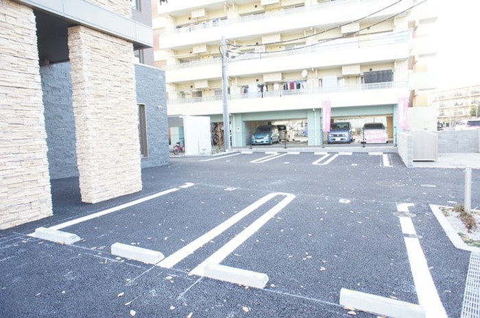 駐車場 グランルポン