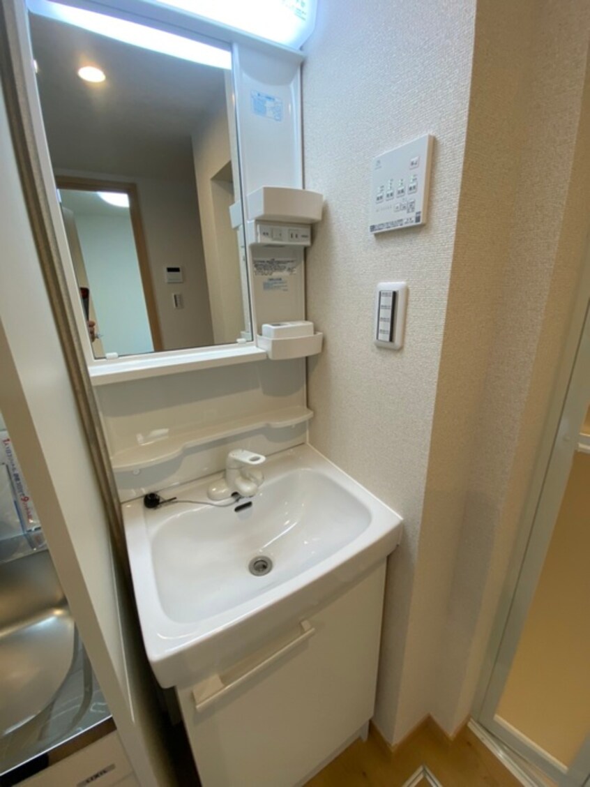 洗面 NeuesHaus本牧