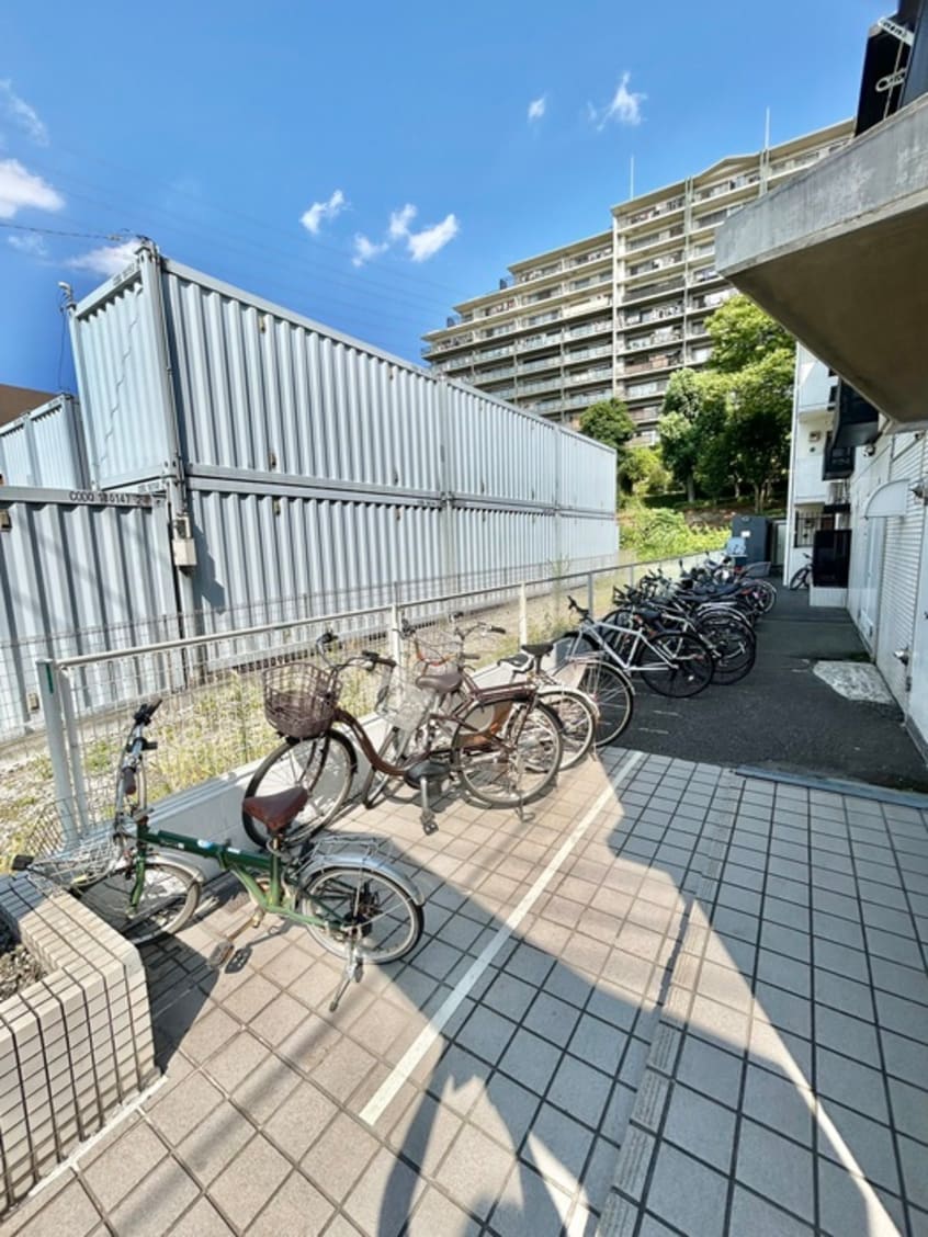 駐輪場 ＳＥＶＥＮ　ＨＩＬＬＳ