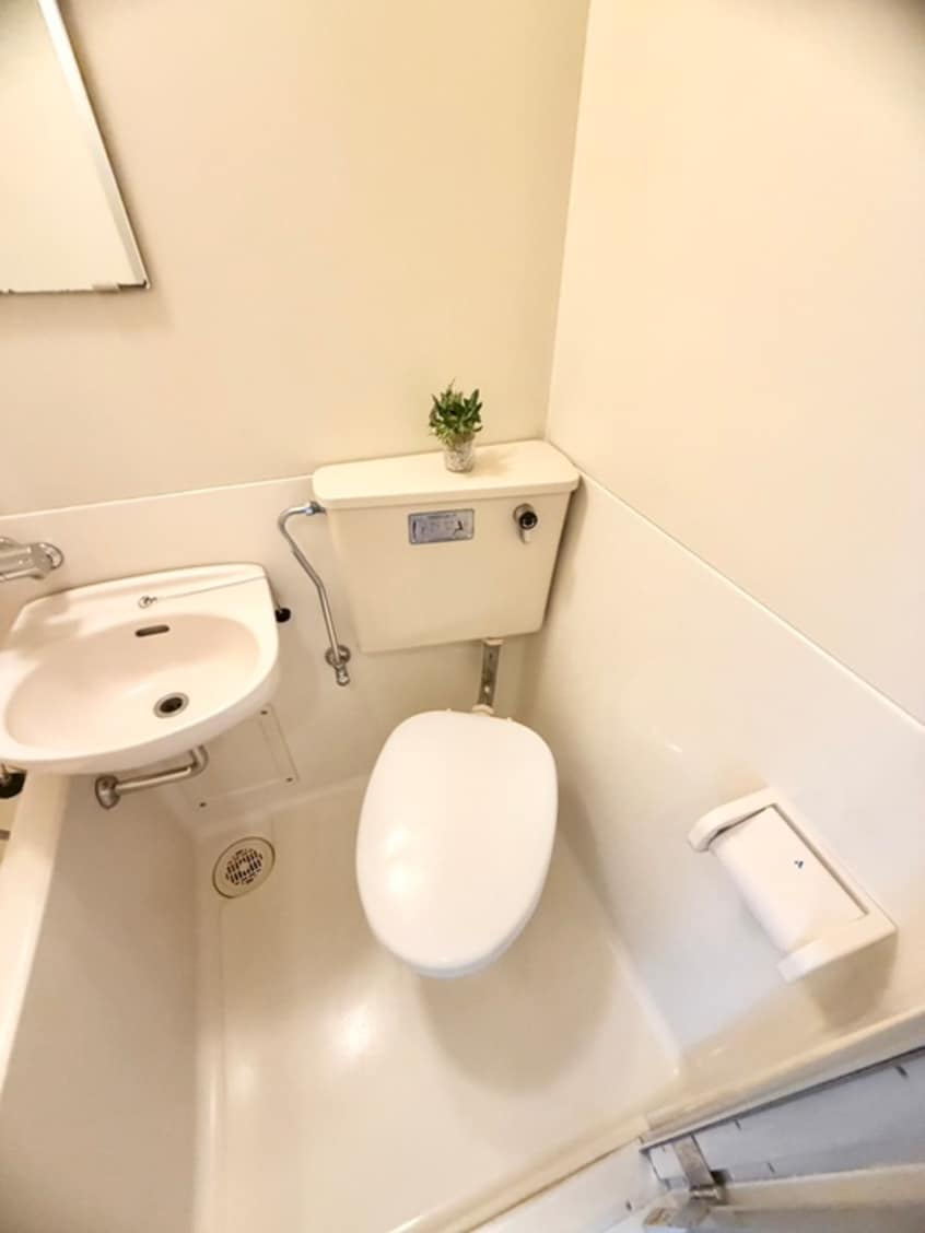 トイレ ＳＥＶＥＮ　ＨＩＬＬＳ