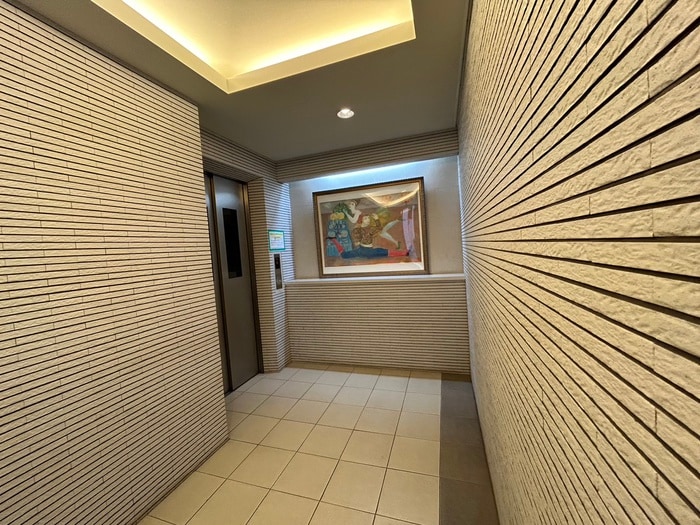 エントランス部分 ドミトリ－ハウス茅ヶ崎