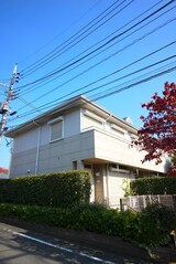 ブリージングタウン百草園E１