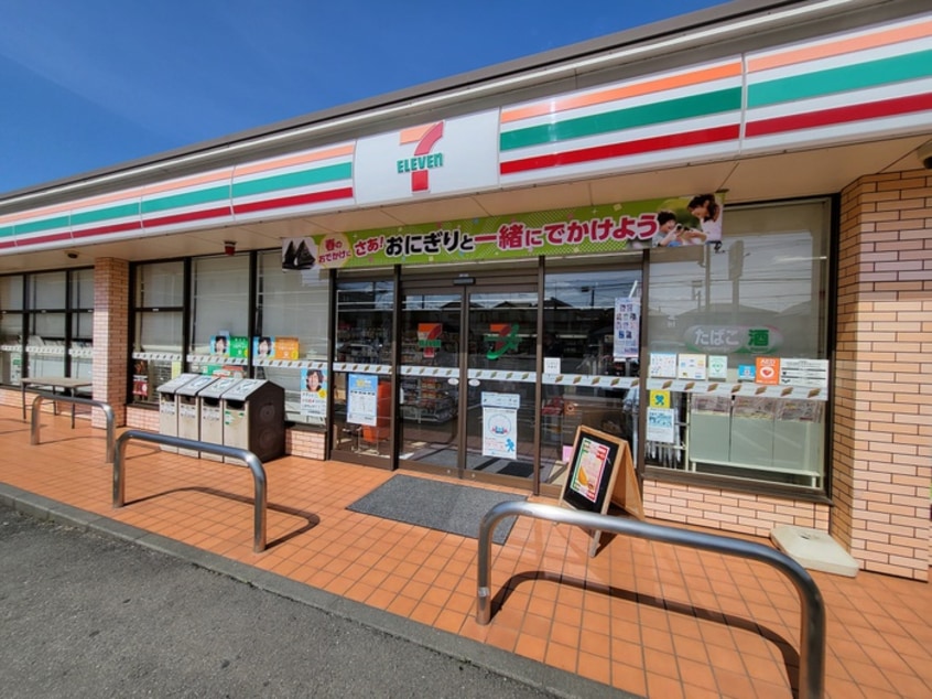セブンイレブン(コンビニ)まで145m バルパレ－アトリエⅢ
