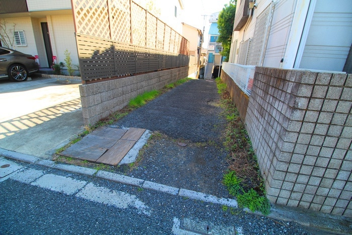 エントランス部分 フローラ大泉