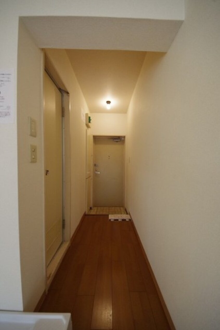 廊下 ﾗｲｵﾝｽﾞﾏﾝｼｮﾝ椎名町(310)