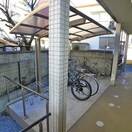 駐輪場 アビテ西新小岩