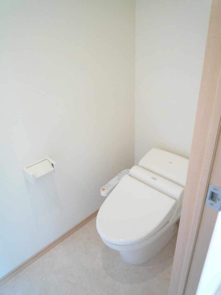 トイレ エスティメゾン白金台