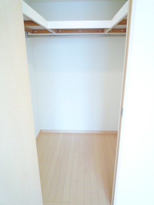 収納 エスティメゾン白金台