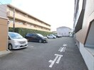 駐車場 キングホームズ１番館B号棟