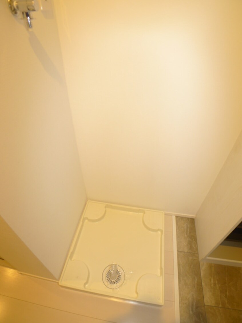 洗濯機置場 アットリラ稲毛海岸A