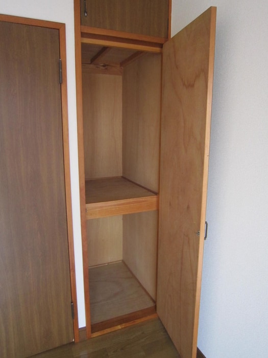 収納 ハタノビル