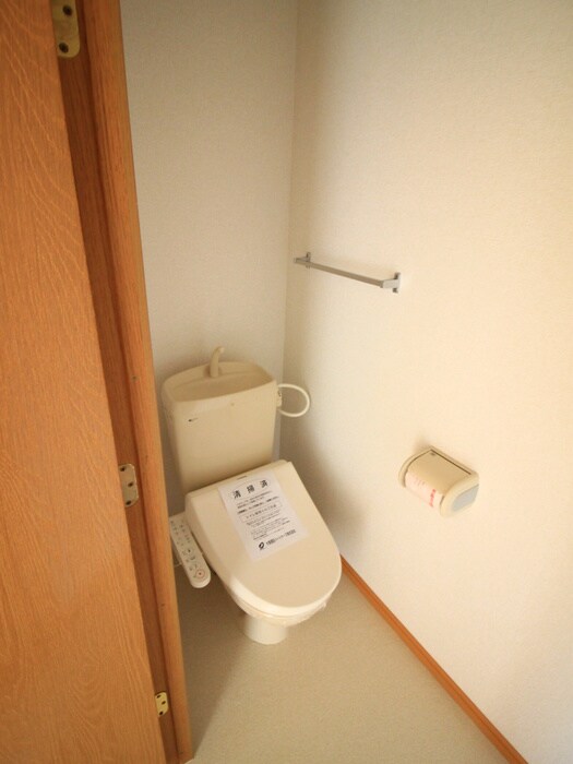 トイレ フォレスト　ツルマキ