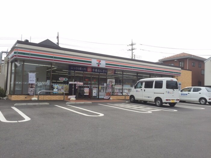 セブンイレブン 秦野鶴巻南4丁目店(コンビニ)まで271m フォレスト　ツルマキ