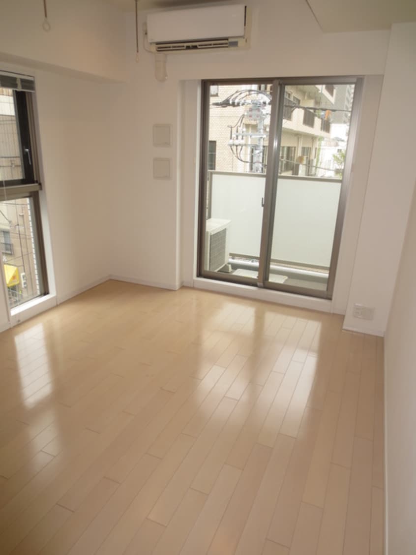 居室 カスタリア菊川