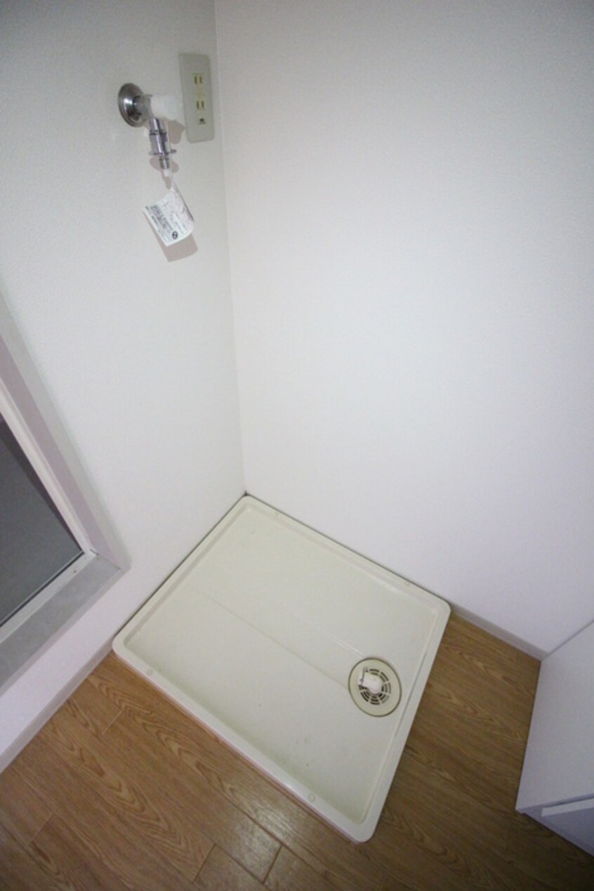 洗濯機置場 ハイツコスモ弐番館