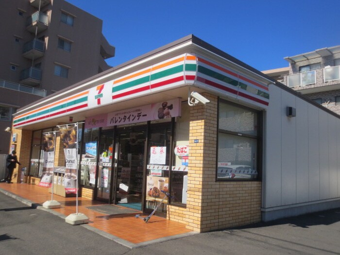 セブンイレブン 横浜馬場4丁目店(コンビニ)まで339m ｸﾞﾗﾝﾃﾞｭｰﾙ高橋