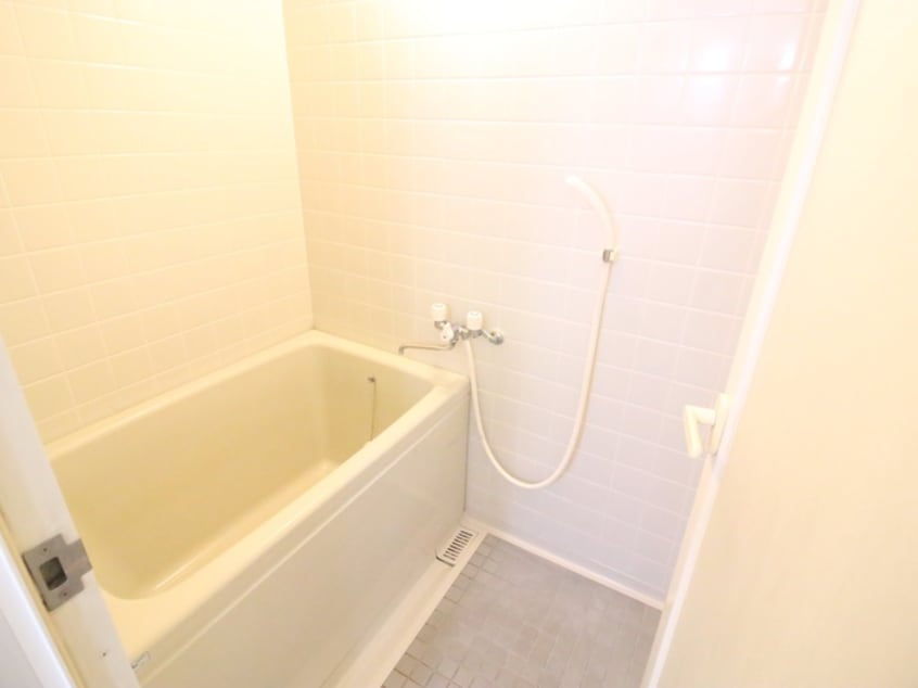 バス／シャワールーム等 ファミネスハイツ第２