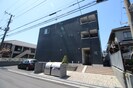 リブリ・モアの外観