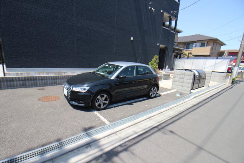 駐車場 リブリ・モア