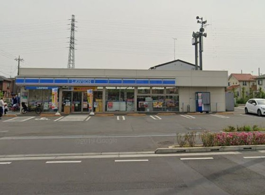 ローソン町田小山町店(コンビニ)まで274m マンションア－ネスト