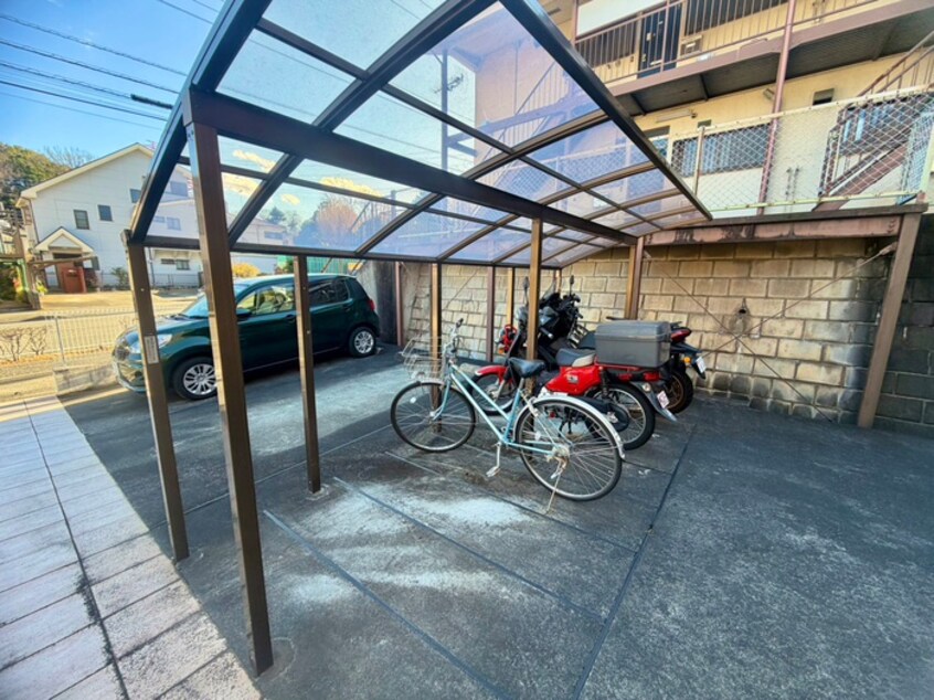 駐輪場 サクラガーデン