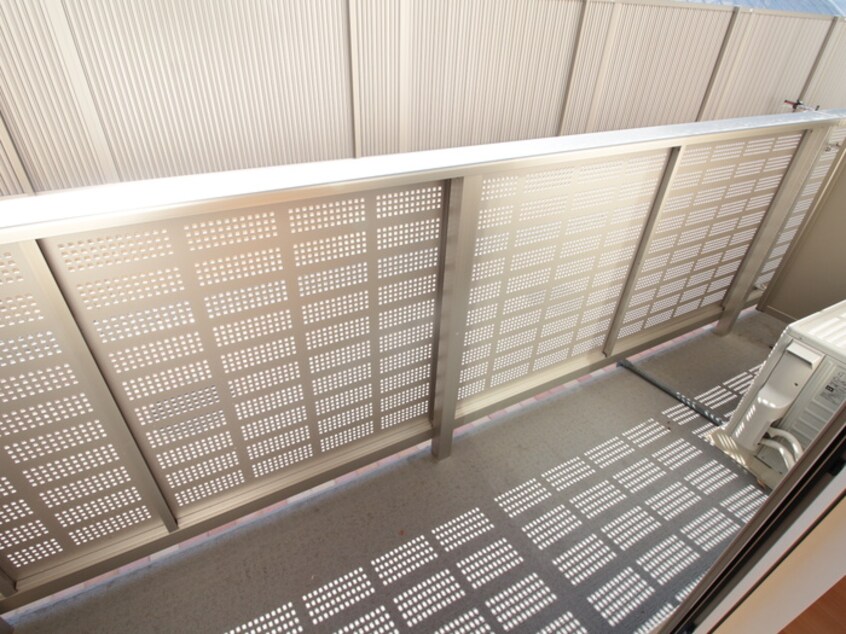 ベランダ・バルコニー トレ・フィーリャ