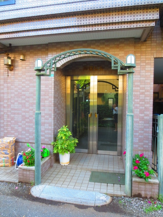 エントランス部分 岡田ビル