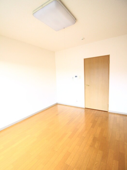 居室 ハイヴィラ東海