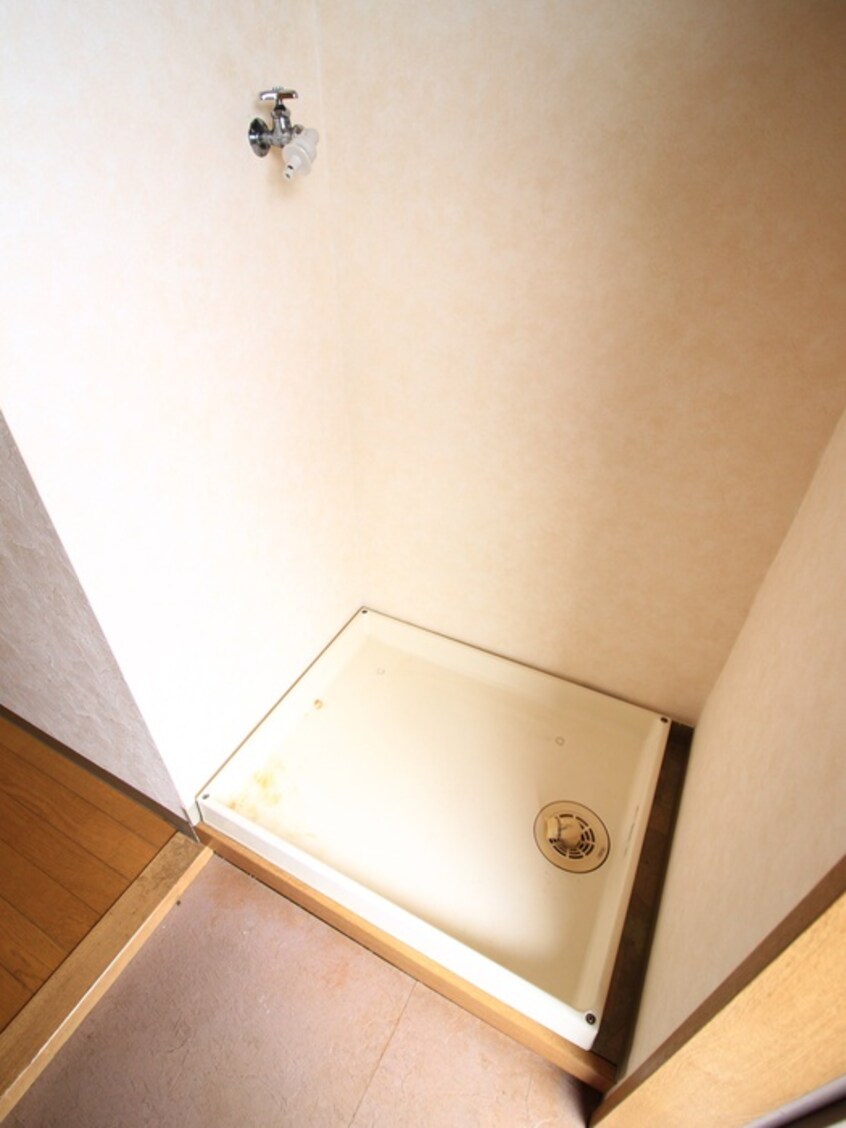 洗濯機置場 ハイヴィラ東海