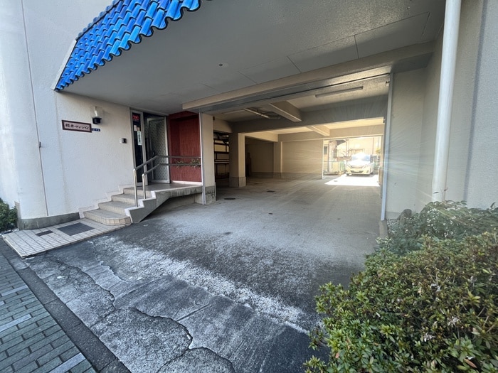 エントランス部分 櫻井マンション