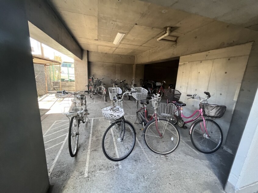 駐輪場 櫻井マンション