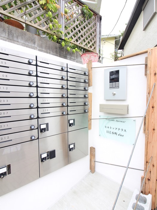 エントランス部分 ヒルトップテラス日吉本町ｄｕｏ